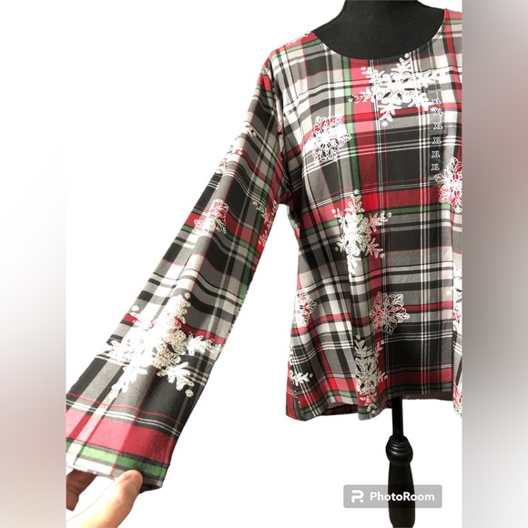 Kim Rogers Plaid Scoop Long Sleeve Top New With Tags Snowflakes - Picture 3 of 7